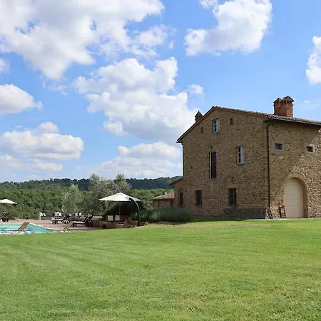 Appartamento Tuscan Oasis Luxury Villa, & Heated Pool Ciggiano