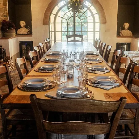 Tuscan Oasis Luxury Villa, & Heated Pool Ciggiano